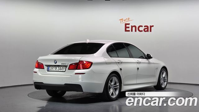 BMW 5-Series 2016 — photo 2