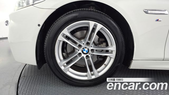 BMW 5-Series 2016 — photo 5