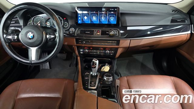 BMW 5-Series 2016 — photo 7