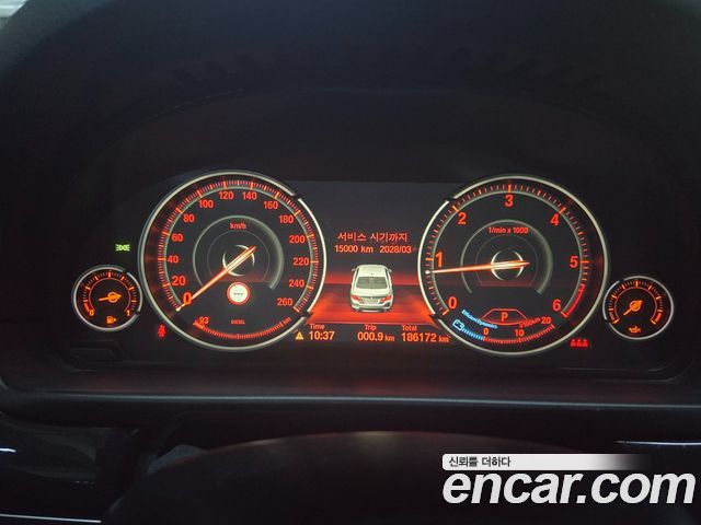 BMW 5-Series 2016 — photo 8