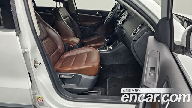 Volkswagen Tiguan 2016 — photo 11