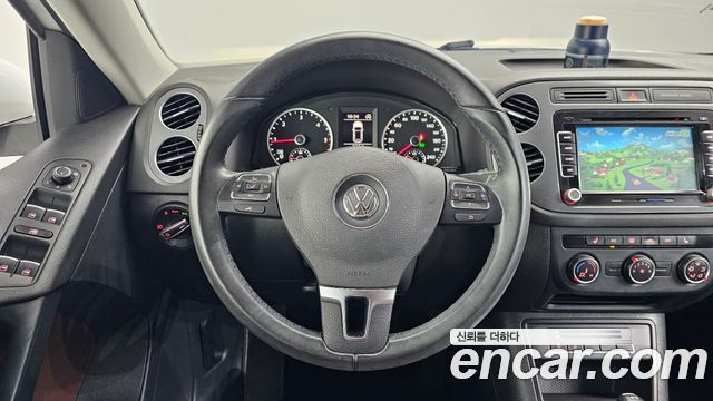 Volkswagen Tiguan 2016 — photo 13