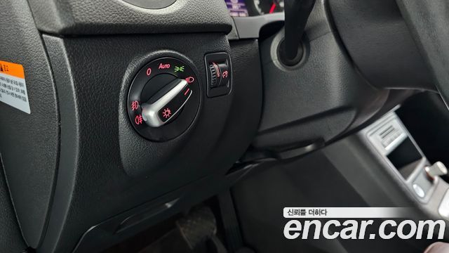 Volkswagen Tiguan 2016 — photo 18