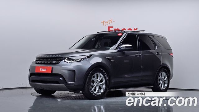 Land Rover Discovery 2018 — photo 1