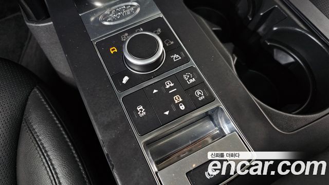 Land Rover Discovery 2018 — photo 23