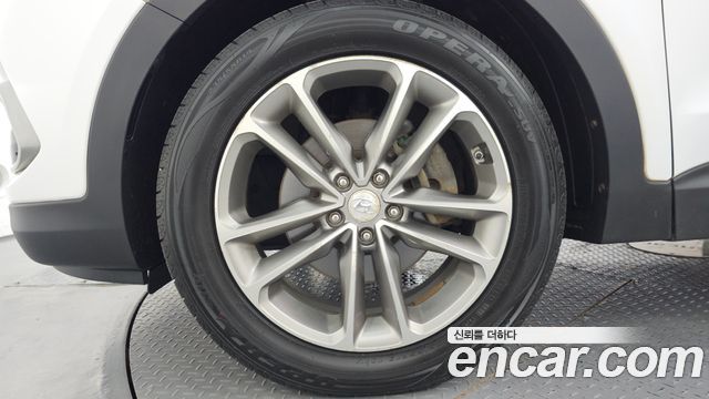 Hyundai Santafe 2017 — photo 5