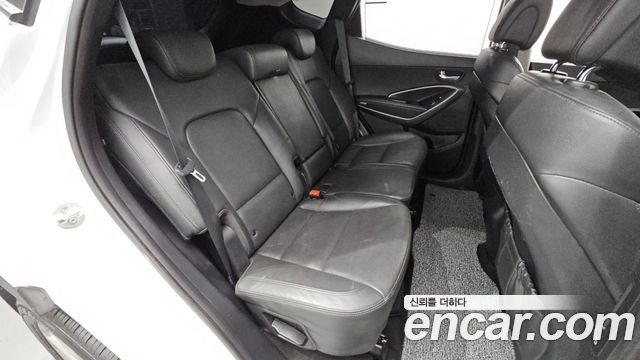 Hyundai Santafe 2017 — photo 17