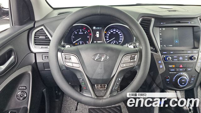 Hyundai Santafe 2017 — photo 19