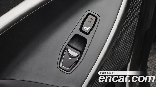 Hyundai Santafe 2017 — photo 24