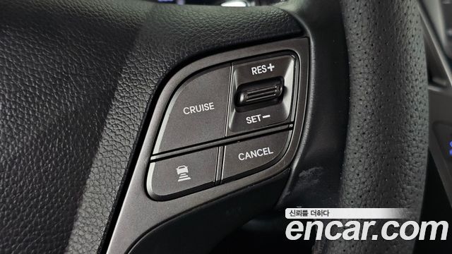 Hyundai Santafe 2017 — photo 26