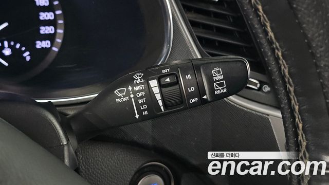 Hyundai Santafe 2017 — photo 28