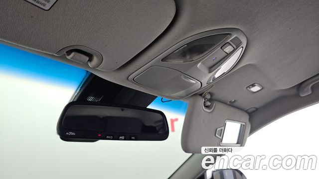 Hyundai Santafe 2017 — photo 29