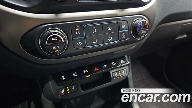 Chevrolet Korea Colorado 2021 — photo 13