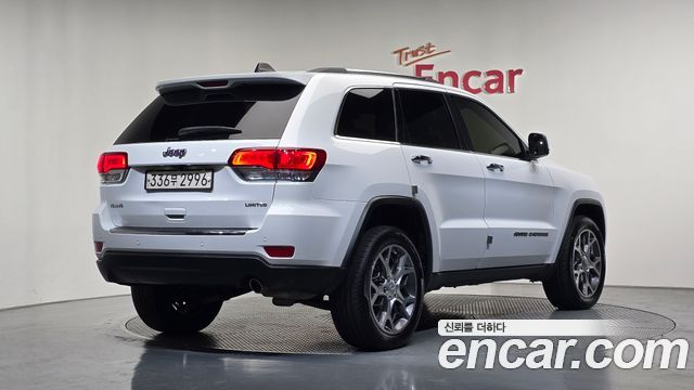 Jeep Cherokee 2021 — photo 2