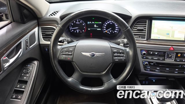 Genesis G80 2018 — photo 19