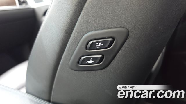 Genesis G80 2018 — photo 21
