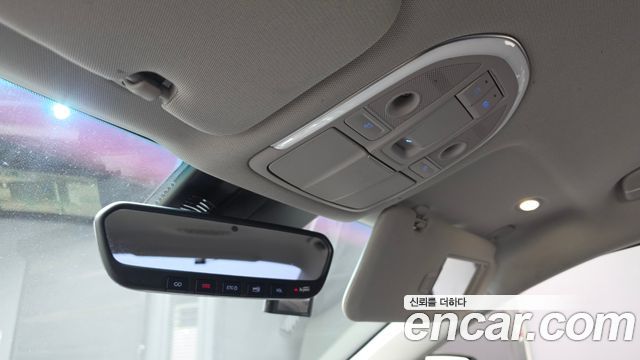 Genesis G80 2018 — photo 23