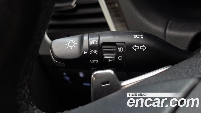 Genesis G80 2018 — photo 28