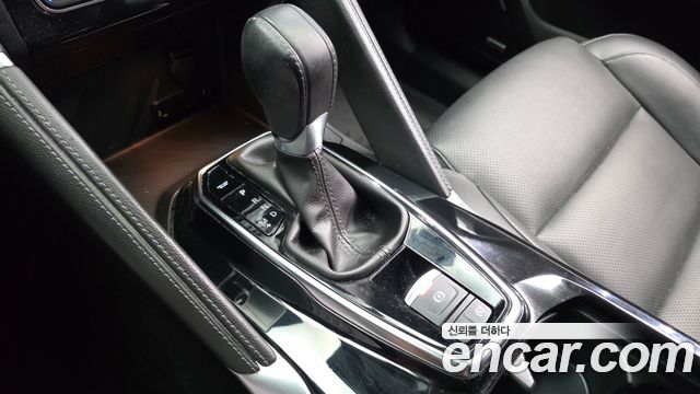 Renault Korea QM6 2020 — photo 12