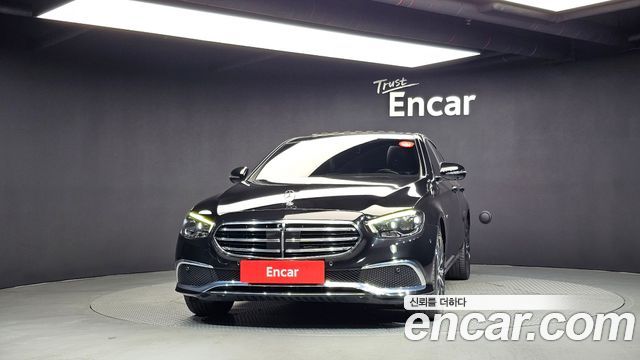 Mercedes-Benz E-Class 2021 — photo 3
