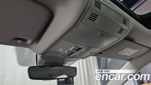 Volkswagen Jetta 2023 — photo 25