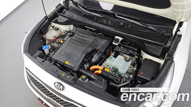 Kia Niro 2017 — photo 6
