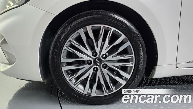 Kia K7 2020 — photo 5