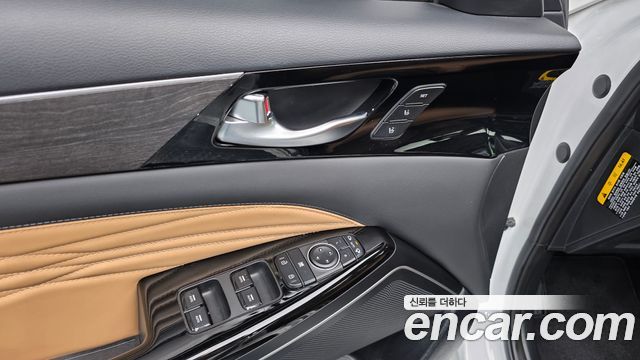 Kia K7 2020 — photo 26
