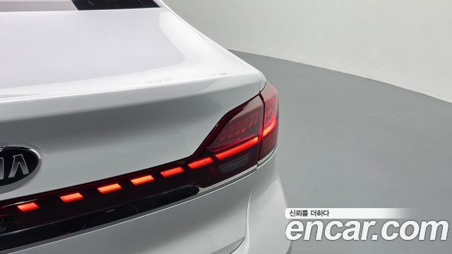 Kia K7 2020 — photo 9