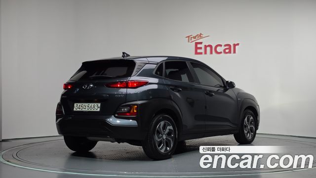 Hyundai Kona 2020 — photo 2