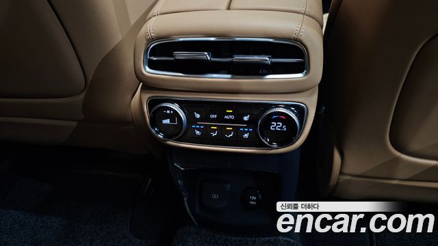 Genesis GV80 2021 — photo 19