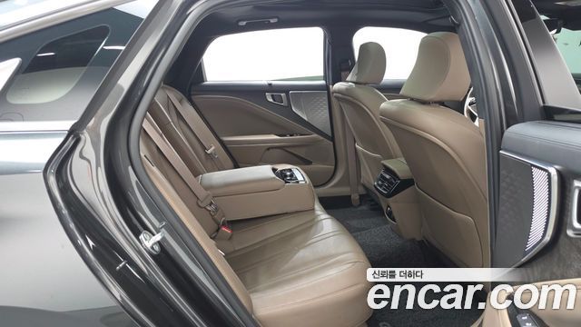 Kia K8 2022 — photo 17