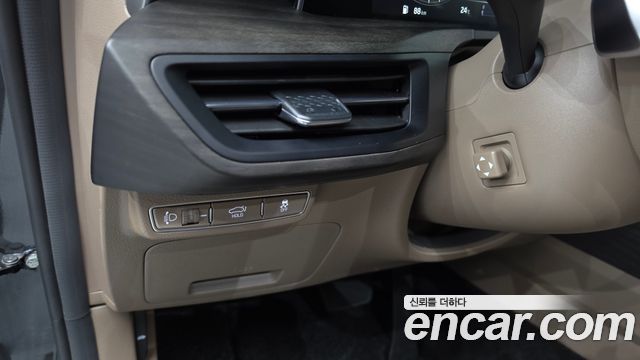 Kia K8 2022 — photo 26