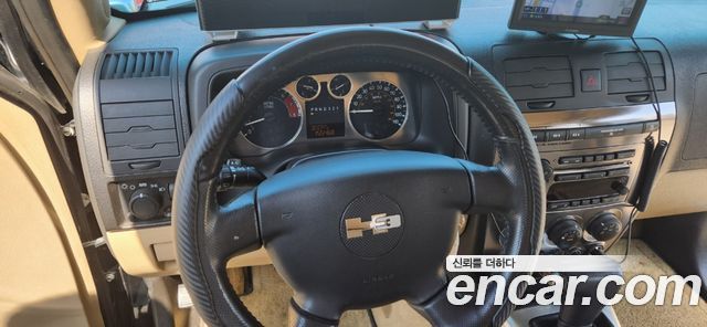 Hummer H3 2008 — photo 14