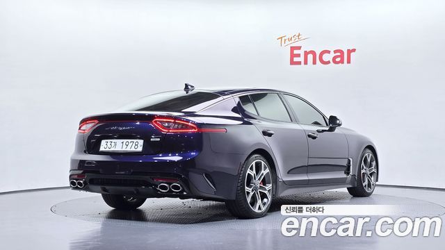 Kia Stinger 2018 — photo 2