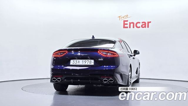 Kia Stinger 2018 — photo 4
