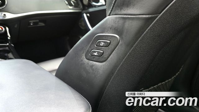 Kia Stinger 2018 — photo 31