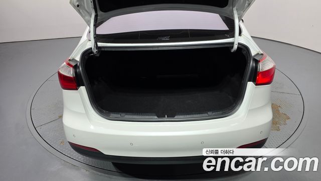 Kia K3 2013 — photo 20