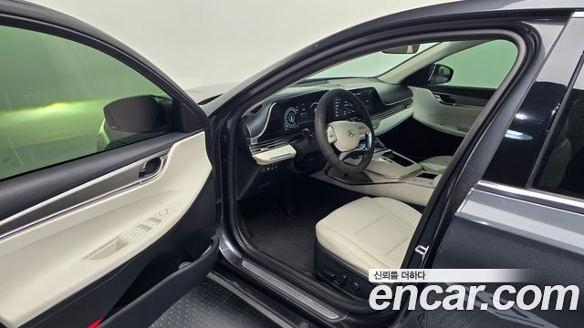Hyundai Grandeur 2022 — photo 17