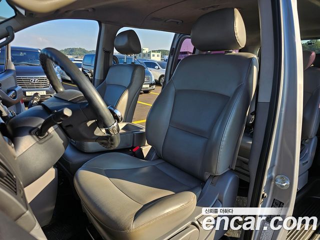 Hyundai Starex 2013 — photo 10