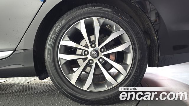 Hyundai Grandeur 2012 — photo 26