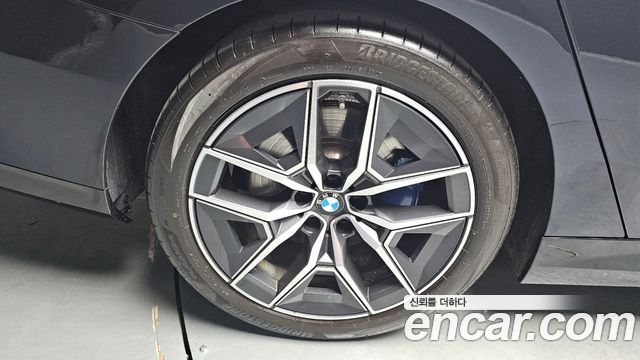 BMW 5-Series 2026 — photo 5