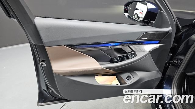 BMW 5-Series 2026 — photo 14