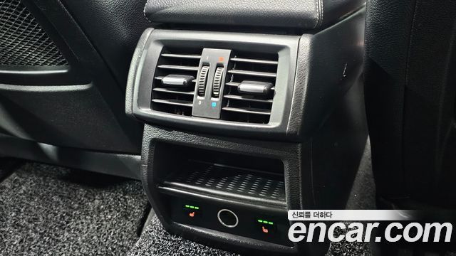 BMW X4 2015 — photo 23