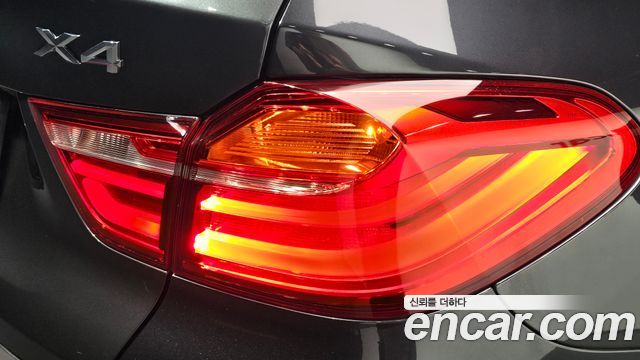 BMW X4 2015 — photo 9