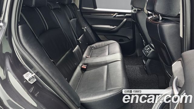 BMW X4 2015 — photo 30