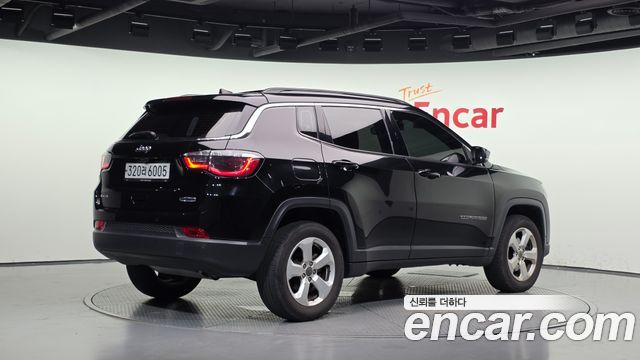 Jeep Compass 2019 — photo 2