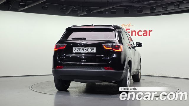 Jeep Compass 2019 — photo 4