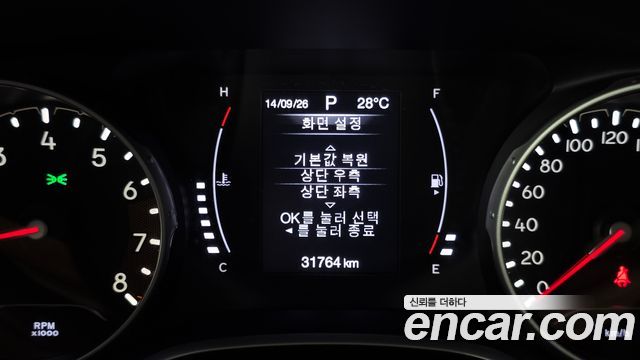 Jeep Compass 2019 — photo 11