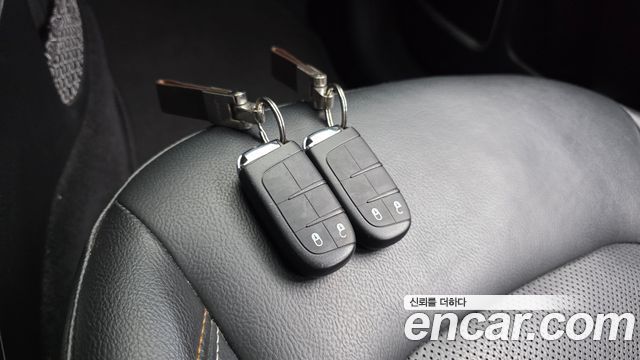 Jeep Compass 2019 — photo 23